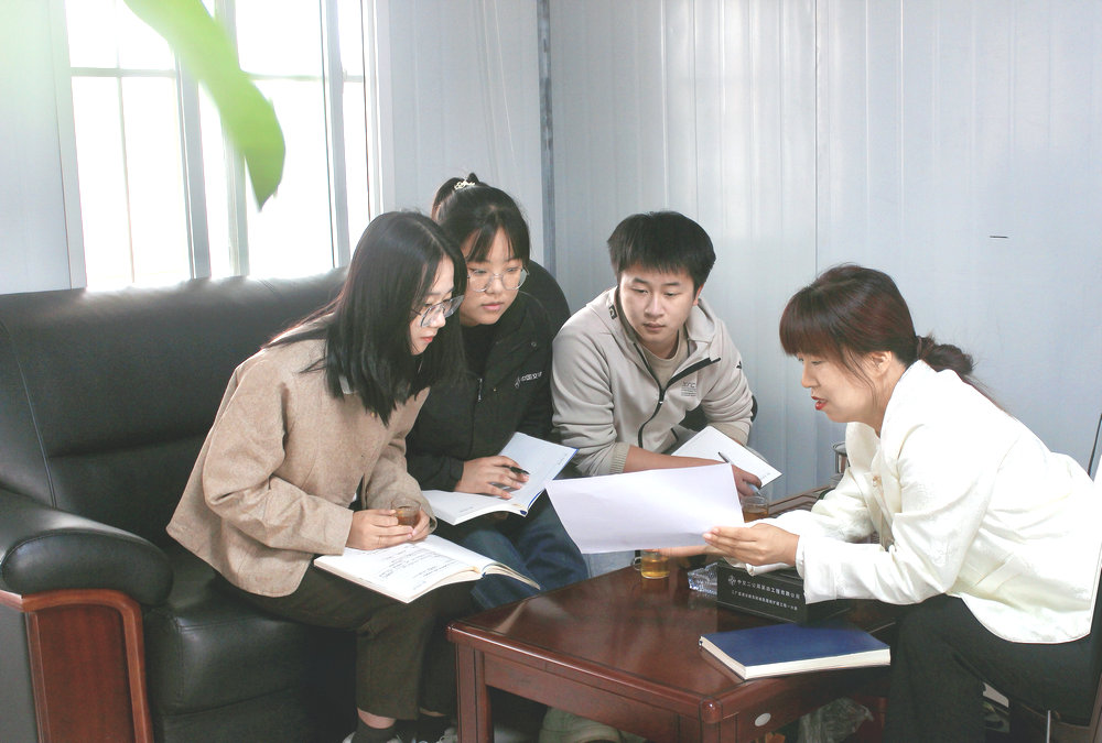 第四面_副本.jpg 第四面_副本.jpg