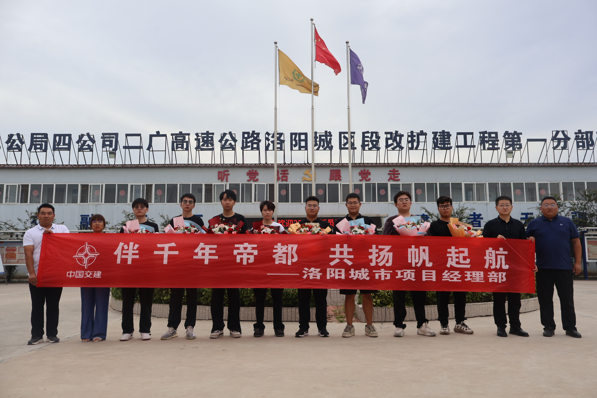 IMG_2732.JPG IMG_2732.JPG