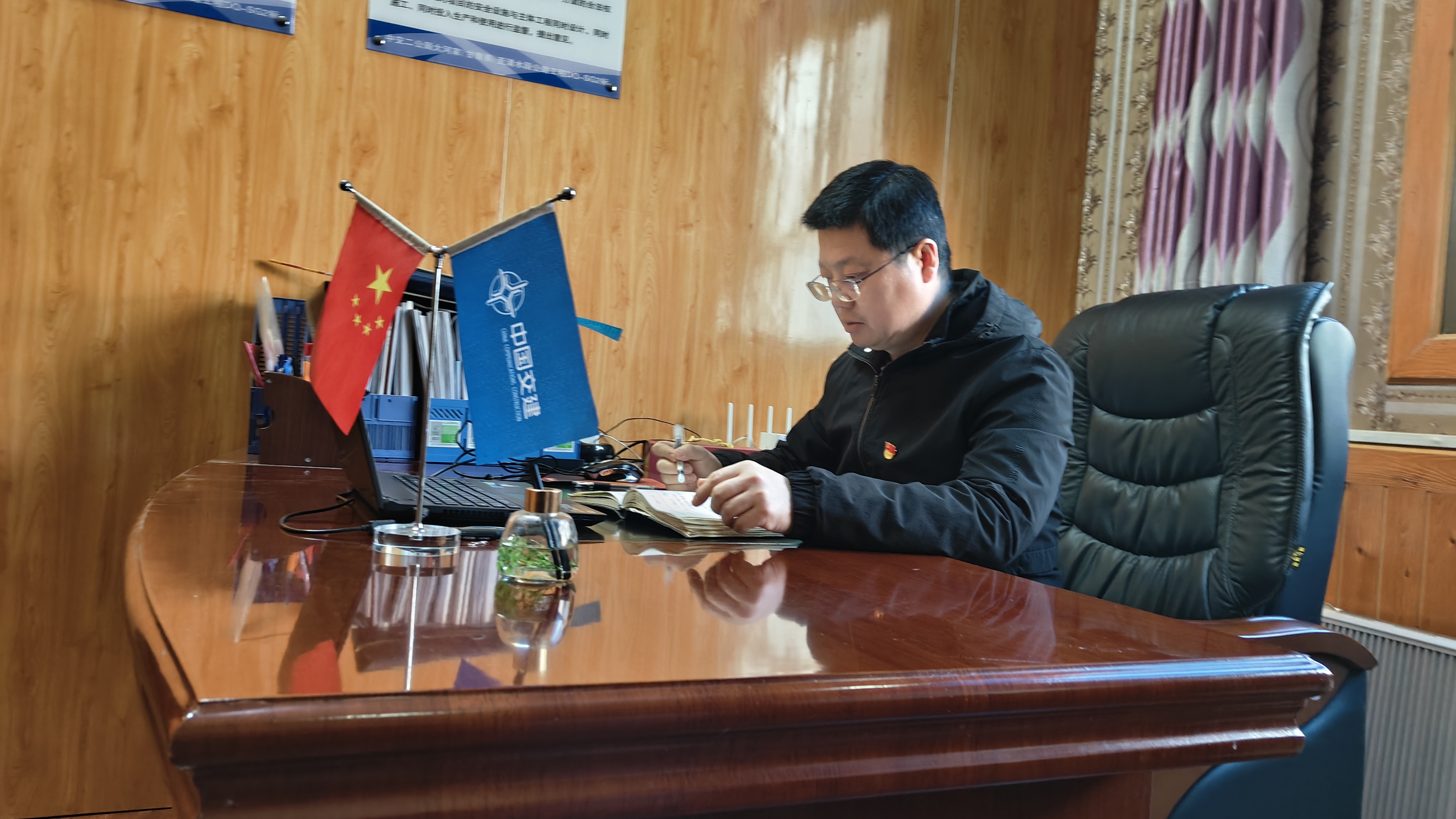 24d8c5b0e550e4ffe0a9d9ae0c22fad.jpg 24d8c5b0e550e4ffe0a9d9ae0c22fad.jpg