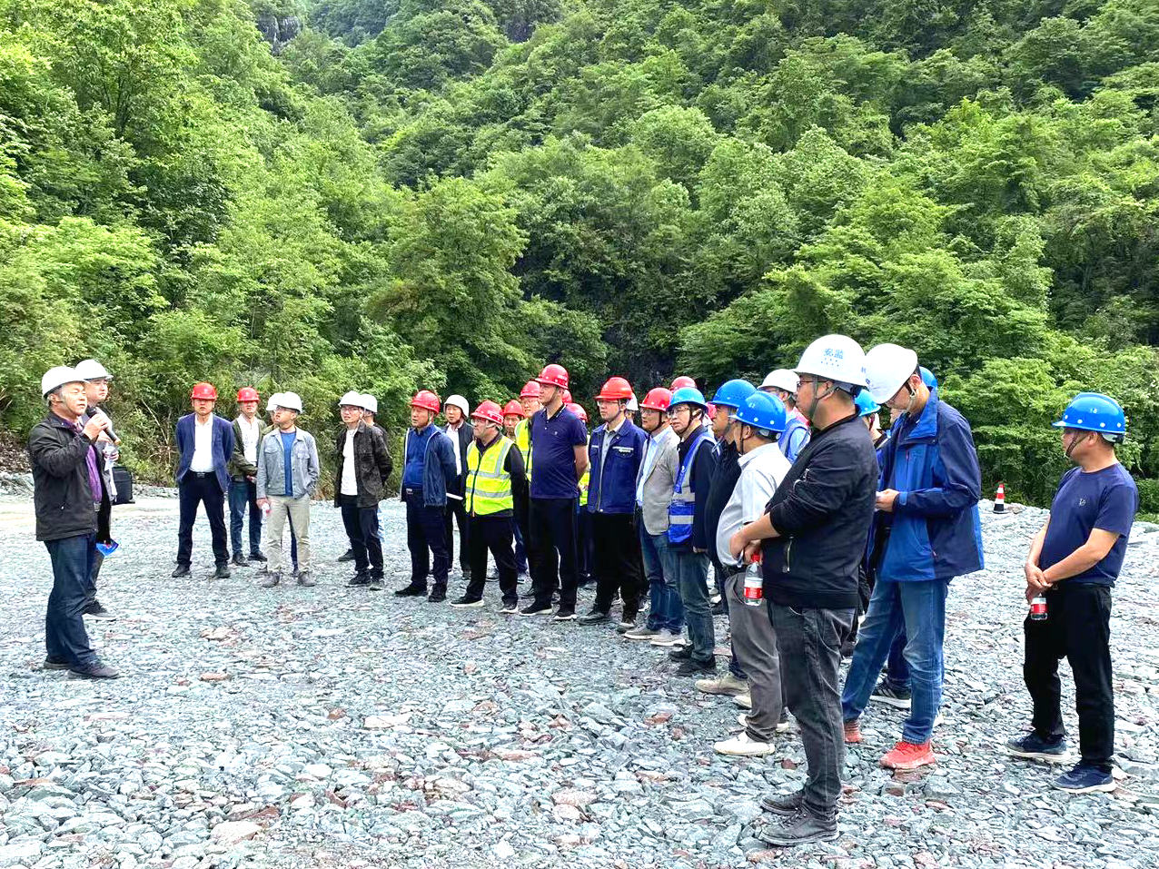 13734cc3970eff70cbfbfeb95c7a8d3_副本.jpg 13734cc3970eff70cbfbfeb95c7a8d3_副本.jpg