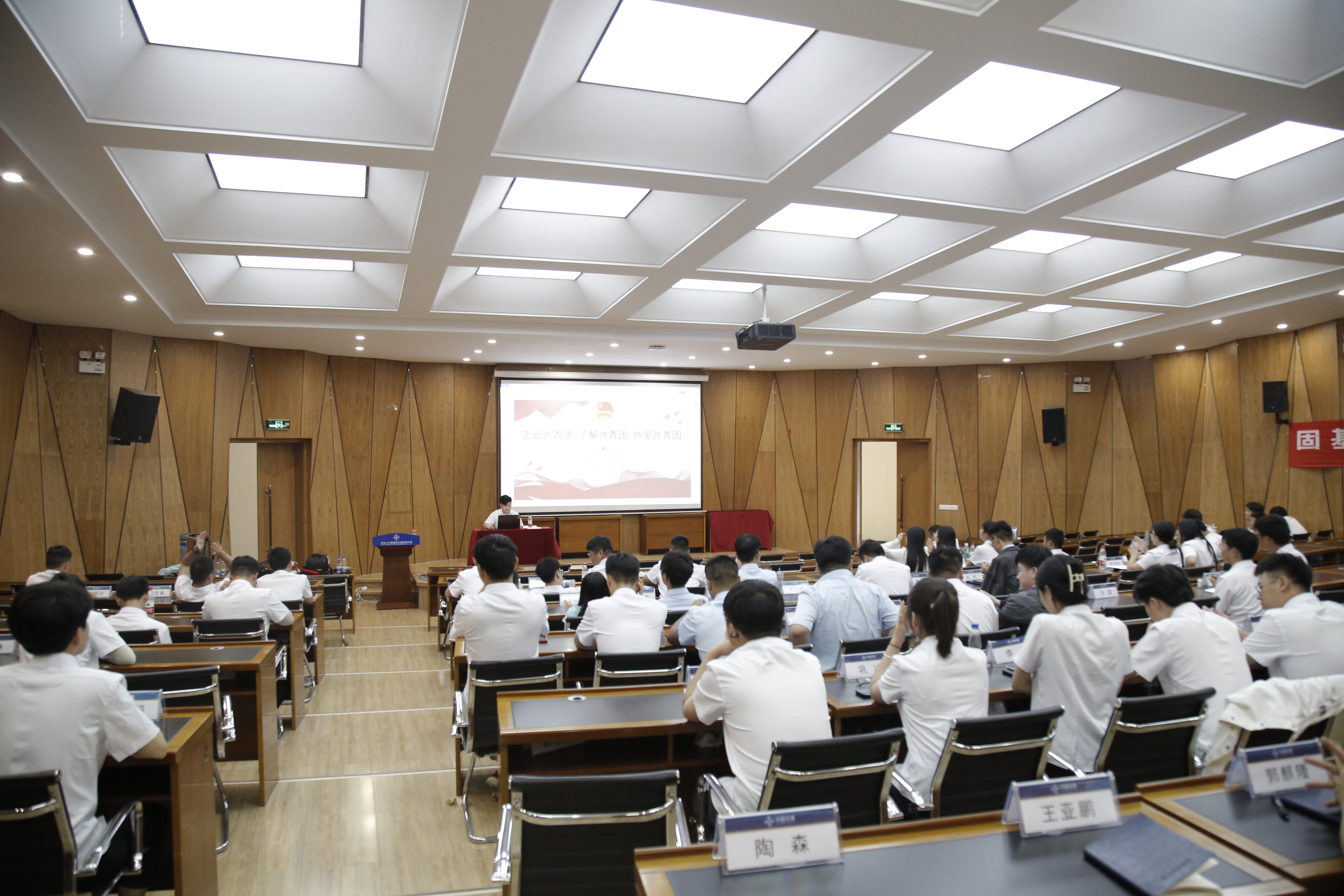 _S2G2157.JPG _S2G2157.JPG