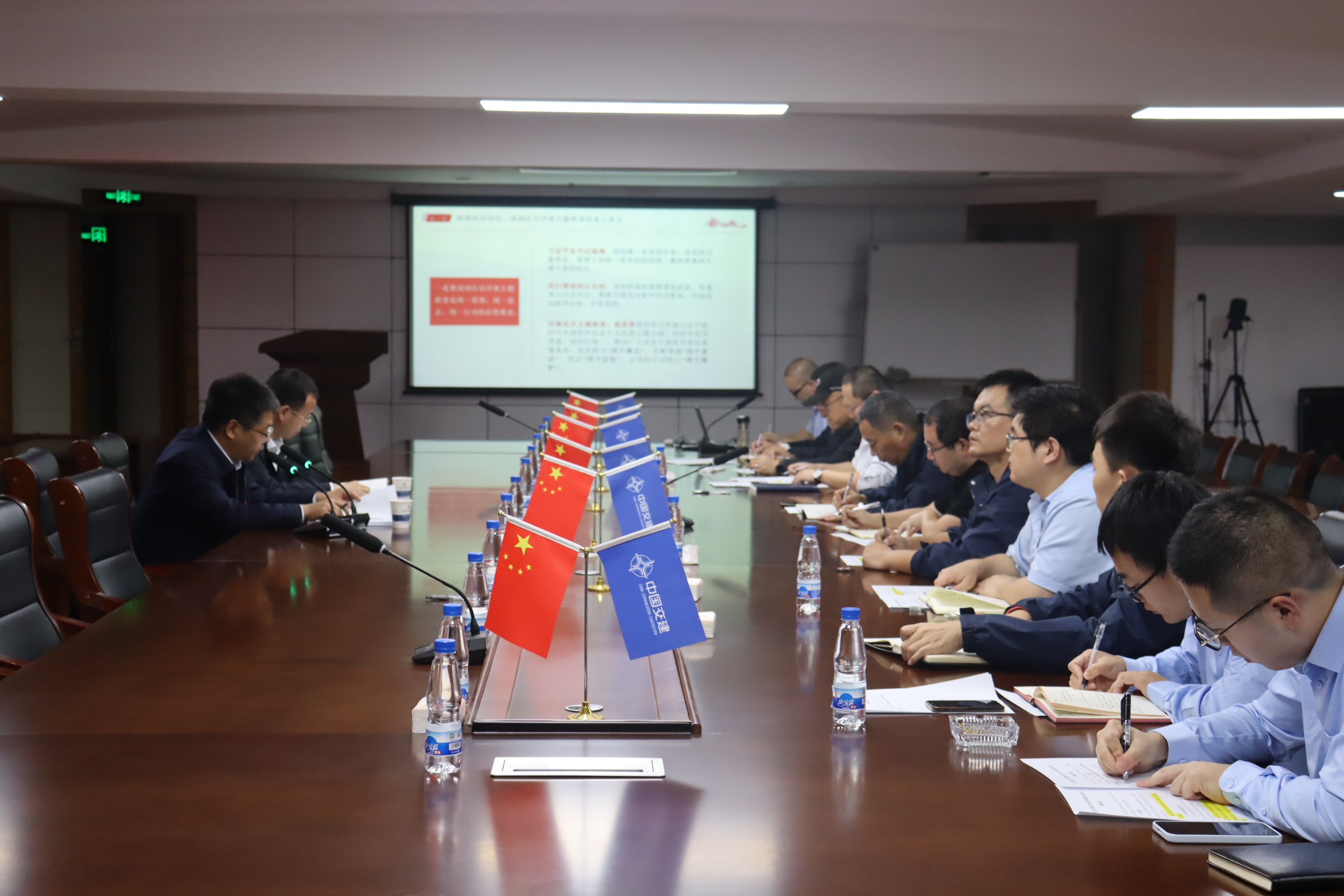 IMG_2751.JPG IMG_2751.JPG