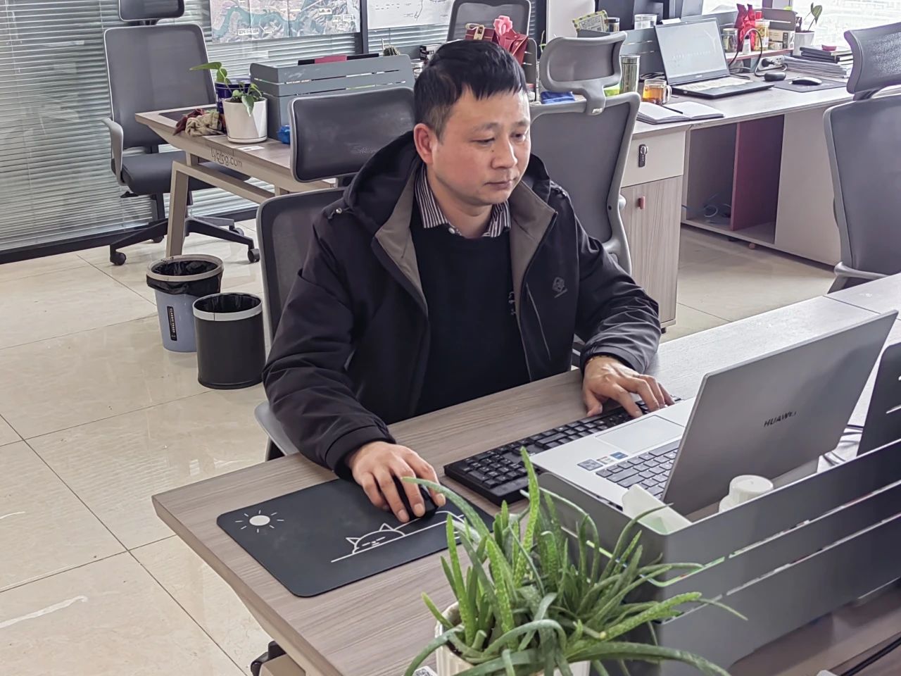 微信圖片_20240428140305.jpg 微信圖片_20240428140305.jpg