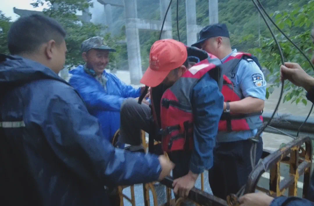 76ae9cdc9a65bb14f26001b22551d85.png 76ae9cdc9a65bb14f26001b22551d85.png